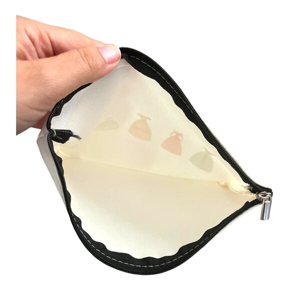 Disney Princess Dress Travel Cosmetic Storage Bag (NEW) - Picture 3 of 3